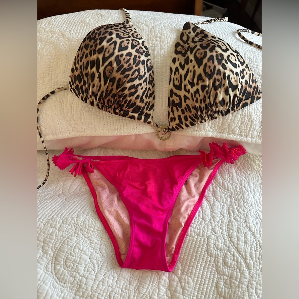 Victoria's Secret Pink Bikini (M), animal Print Top ( Large)